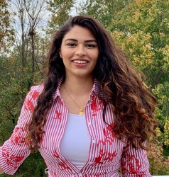 Bio Picture Neha Khan